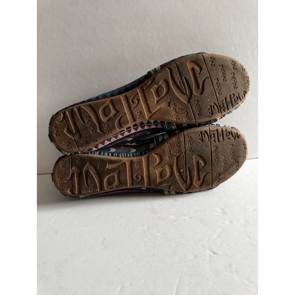 Women 9 Multi-Color Southwestern Woven Canvas Slip On Flats Mad Love Lennie